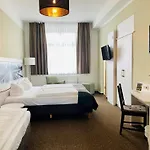 Am Schlosspark Hotel 3*