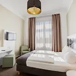 Hotel Am Schlosspark 3*