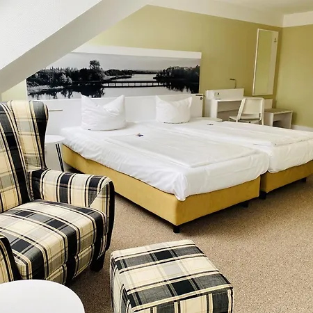 Am Schlosspark ホテル Güstrow