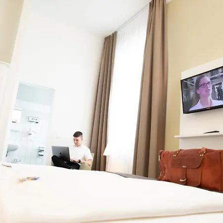 Am Schlosspark Güstrow