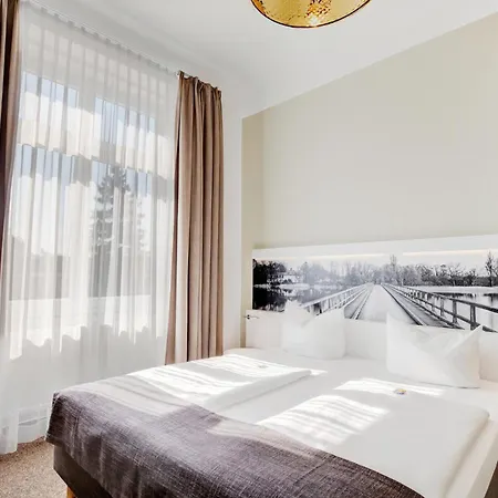 Am Schlosspark ホテル Güstrow