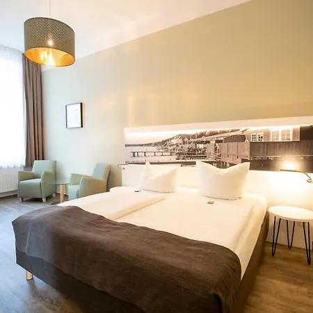 ホテル Am Schlosspark Güstrow