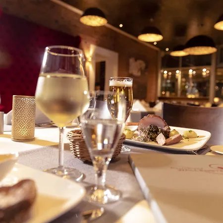 ホテル Am Schlosspark Güstrow