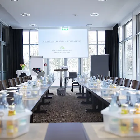 Am Schlosspark Güstrow