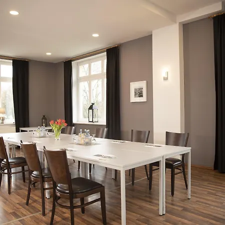 Am Schlosspark ホテル Güstrow