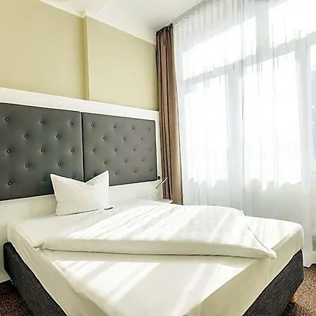 Am Schlosspark Hotel Güstrow