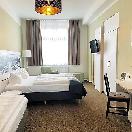 Am Schlosspark Hotel 3*