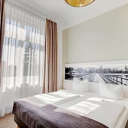 Hotel Am Schlosspark 3*