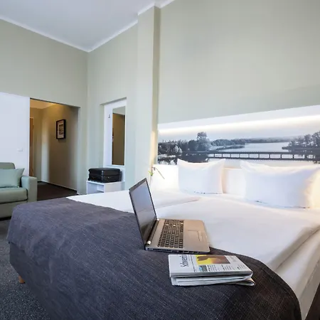 Hotel Am Schlosspark 3*