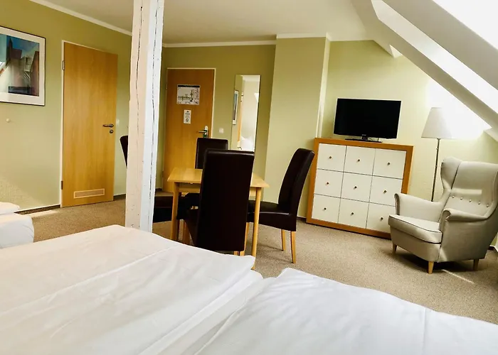 Am Schlosspark Hotel 3*