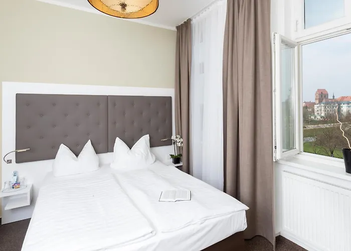 Am Schlosspark Hotel Guestrow