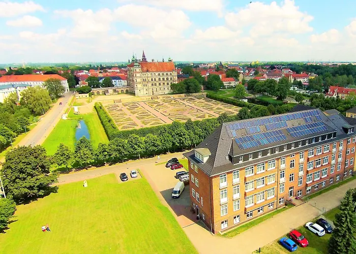 Am Schlosspark Hotel 3*