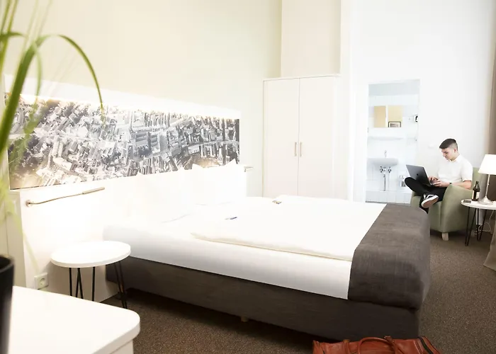 Hotel Am Schlosspark 3*